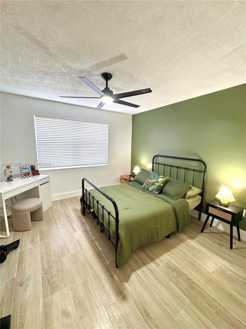 8670 SW 212th St, Unit 304, Cutler Bay, FL 33189 Photo