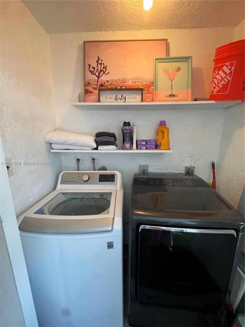 8670 SW 212th St, Unit 304, Cutler Bay, FL 33189 Photo