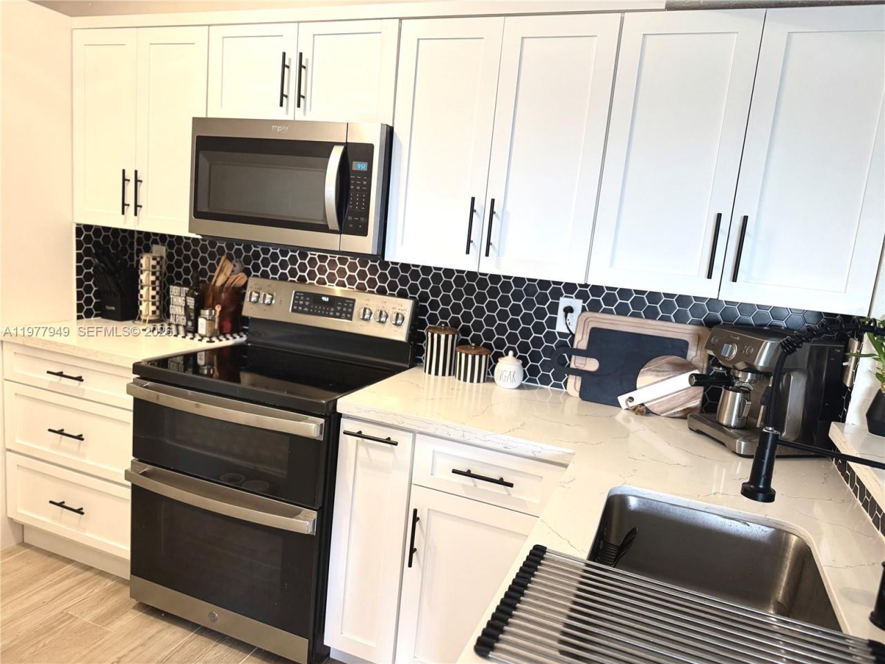 8670 SW 212th St, Unit 304, Cutler Bay, FL 33189 Photo