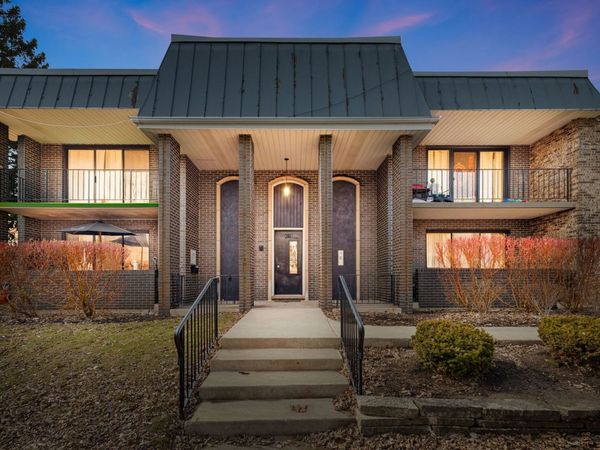 4115 W 98th Street , Unit B, Oak Lawn, IL 60453