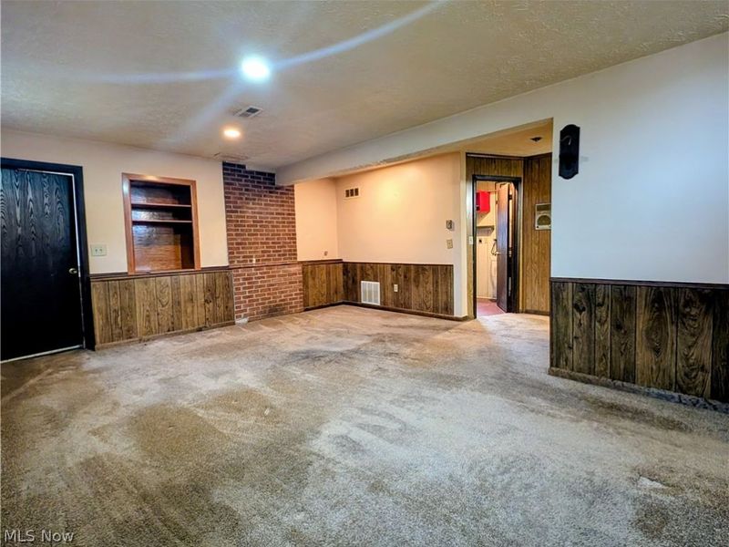 205 Oakwood Lane, Seville, OH 44273 Photo 13