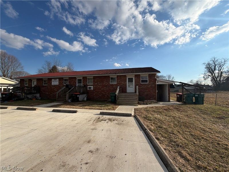 91 E 5th Street, Frazeysburg, OH 43822 Photo 2