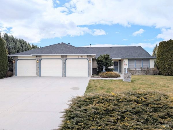 24963 Fox Ridge Dr, Caldwell, ID 83607