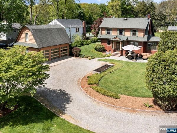 25 Pascack Road, PARK RIDGE, NJ 07656