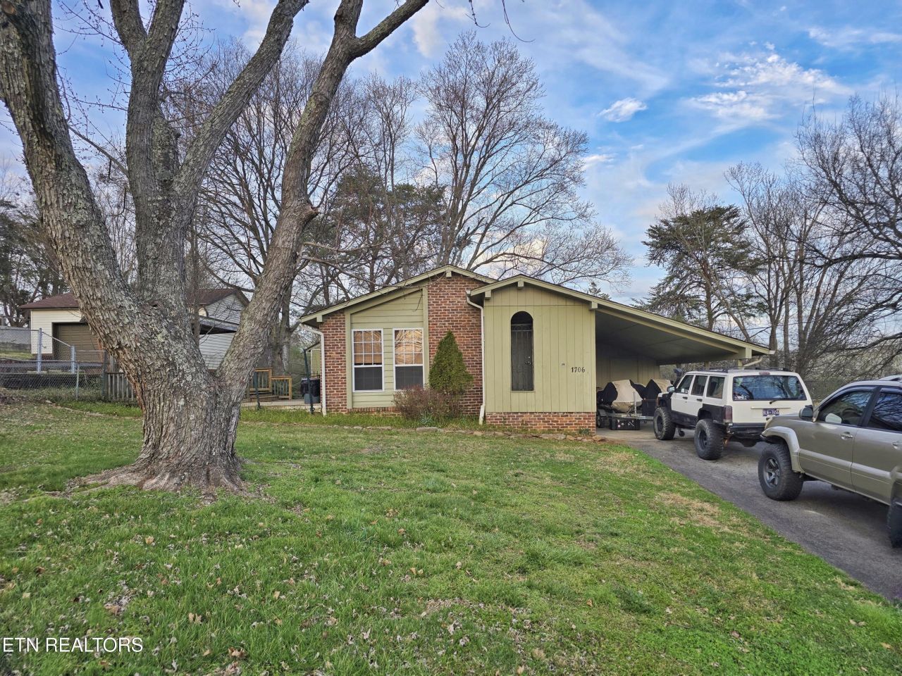1706 Ferd Hickey Rd, Knoxville, TN 37909 Main Photo