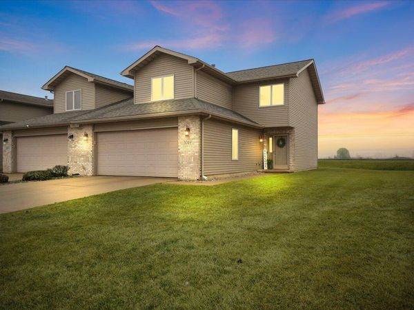 3049 Topaz Drive, Hobart, IN 46342