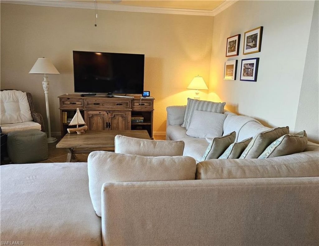 9517 Avellino Way , Unit 2214, Naples, FL 34113 Photo