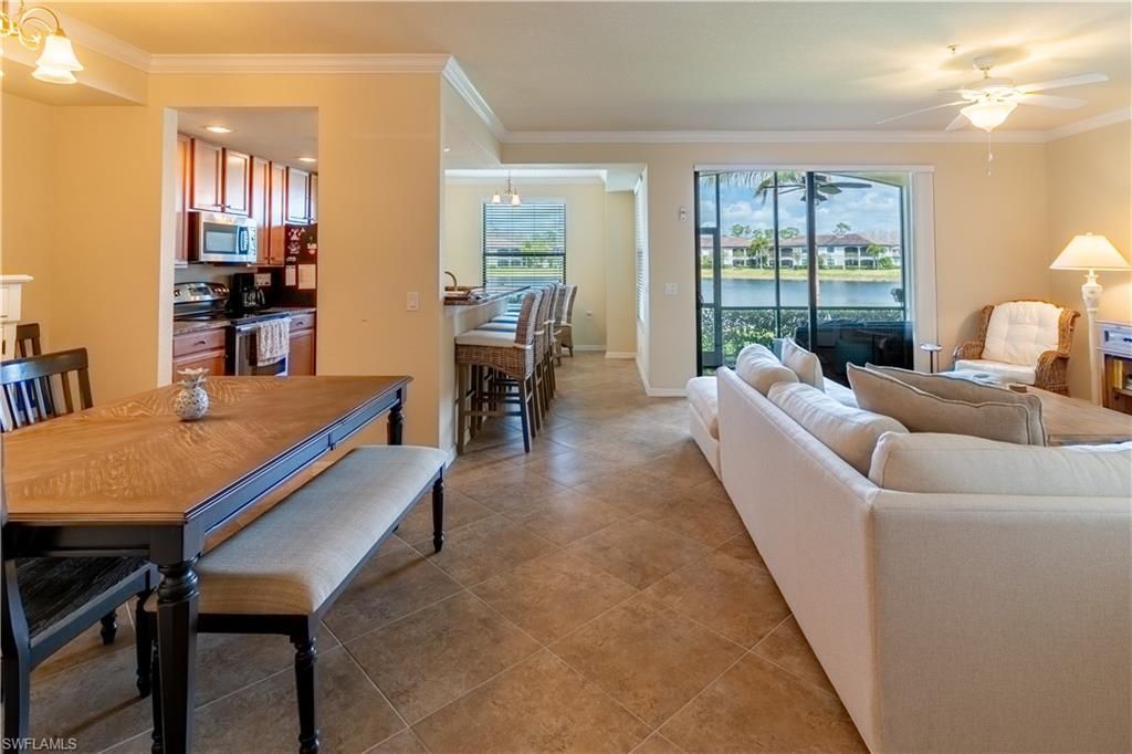 9517 Avellino Way, Unit 2214, Naples, FL 34113 Photo