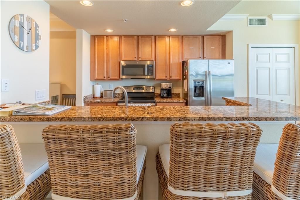 9517 Avellino Way, Unit 2214, Naples, FL 34113 Photo