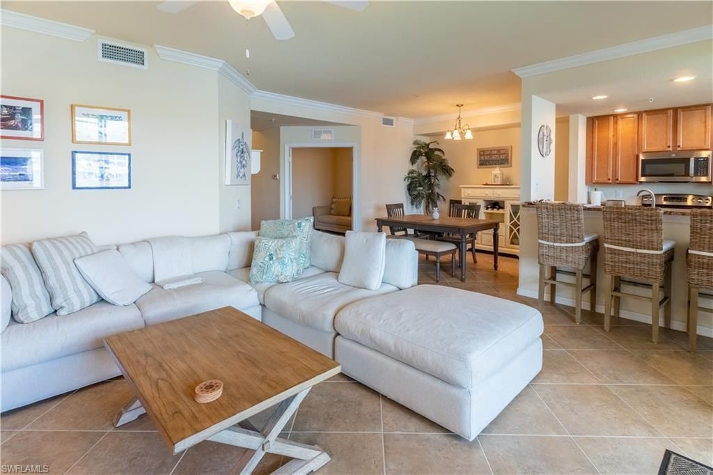 9517 Avellino Way, Unit 2214, Naples, FL 34113 Photo