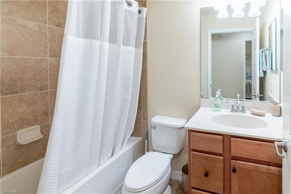 9517 Avellino Way, Unit 2214, Naples, FL 34113 Photo
