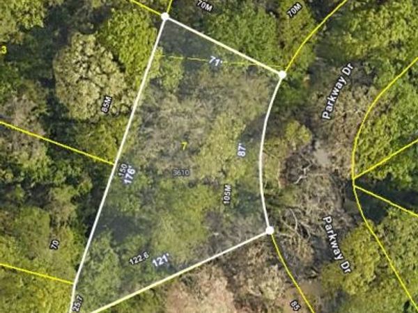 3610 Parkway Drive, Chattanooga, TN 37406