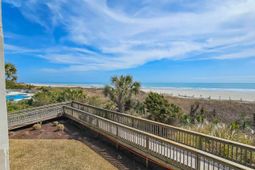 9820 Queensway Blvd.  photo 4