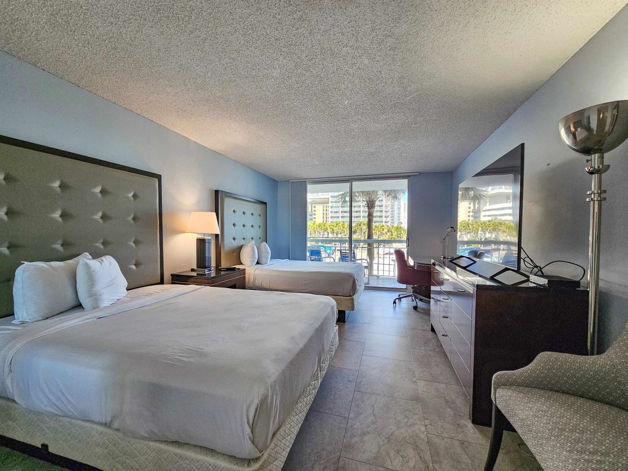 9820 Queensway Blvd.  Photo 27