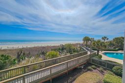 9820 Queensway Blvd.  photo 4