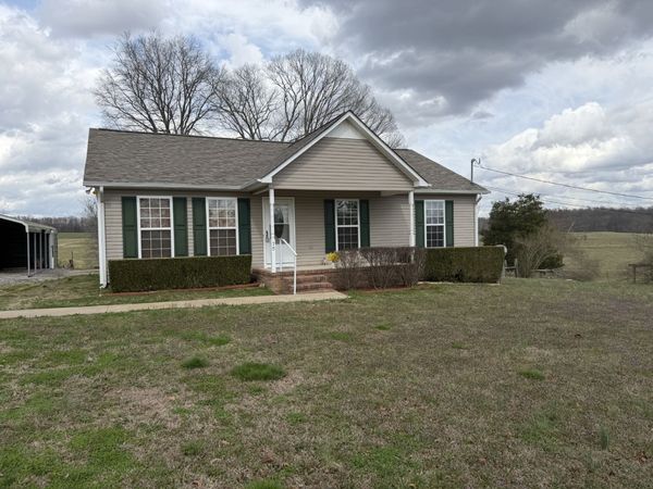 70 Dunn Leoma Rd , Leoma, TN 38468