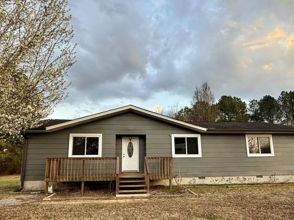 1801 Dews Pond Road SE, Calhoun, GA 30701