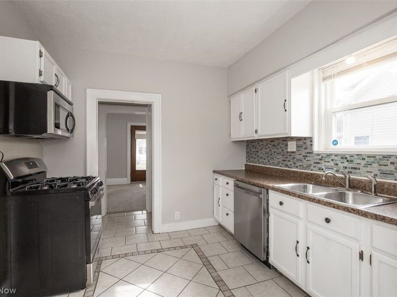 1240 Tulip Street, Akron, OH 44301 Photo 11