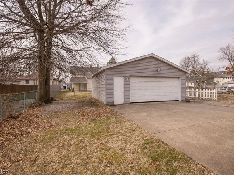 1240 Tulip Street, Akron, OH 44301 Photo 18