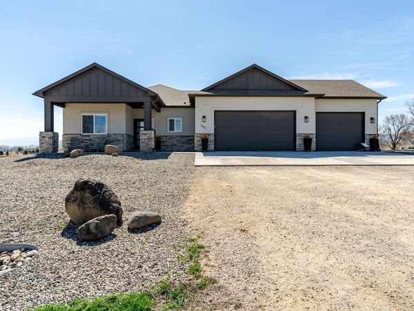 1301 M Road, Loma, CO 81524