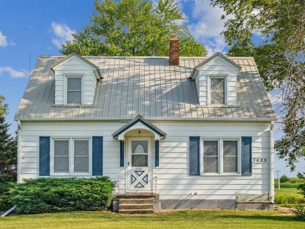 7425 Poyner Road, Jesup, IA 50648