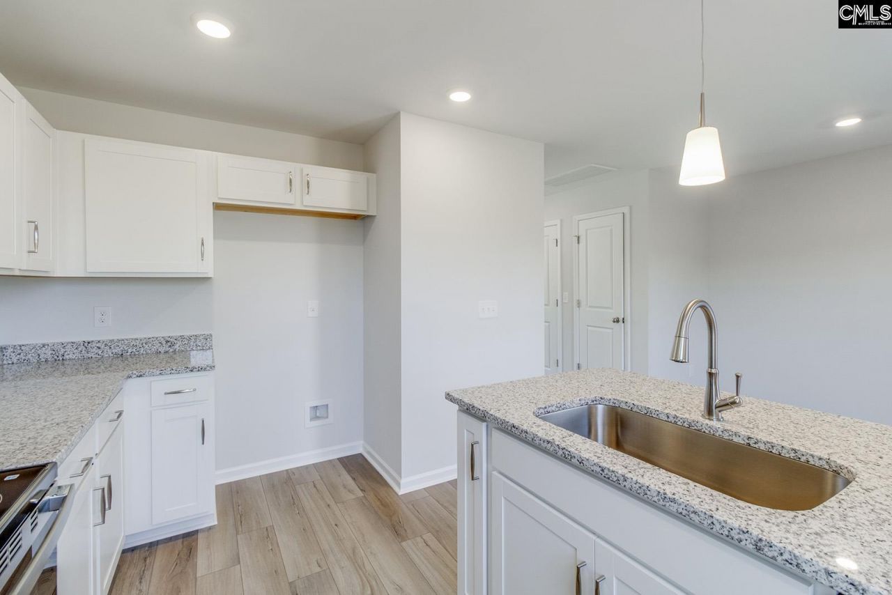 3045 Harborview Drive Photo 10