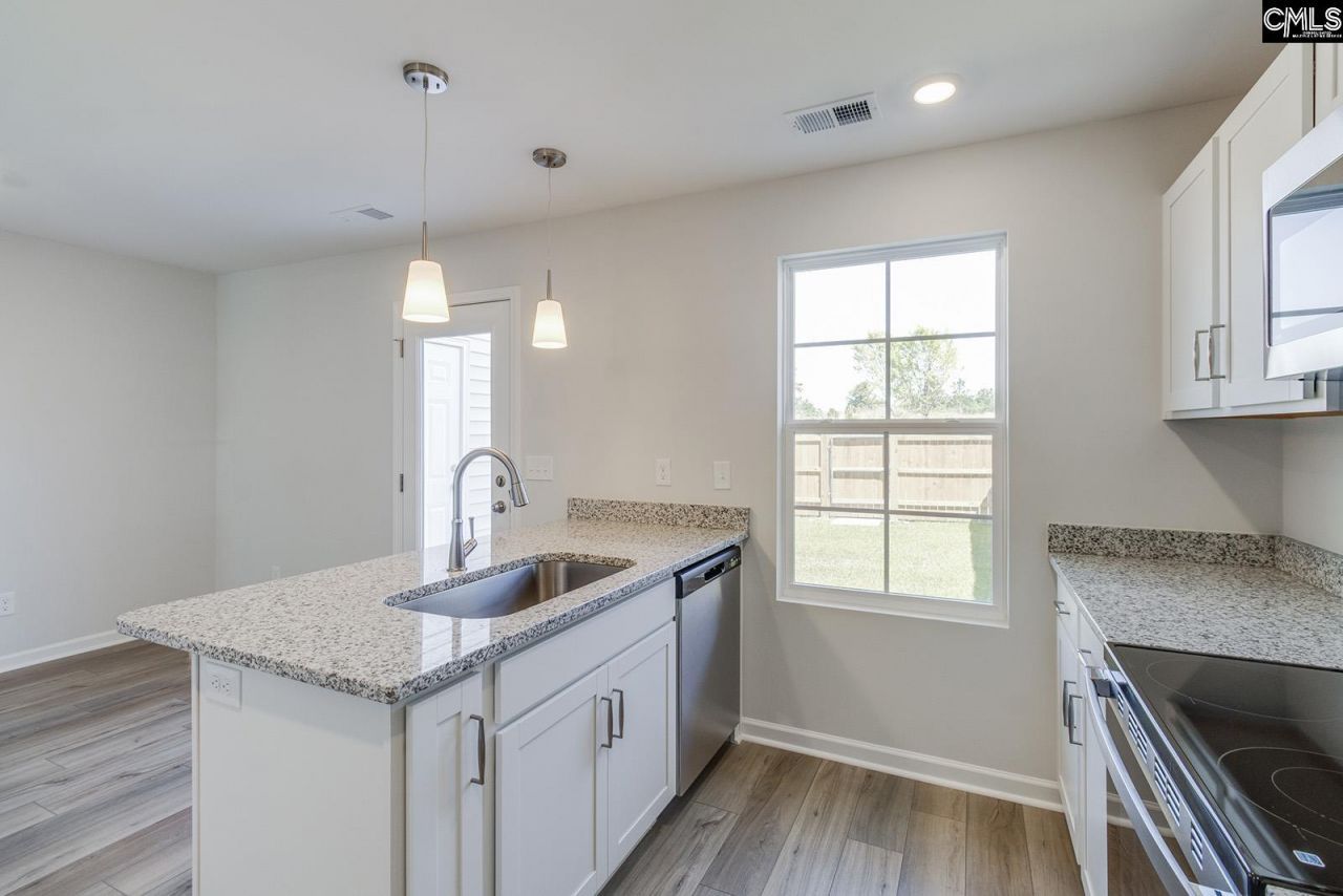 3045 Harborview Drive Photo 11