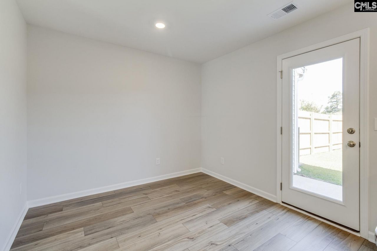3045 Harborview Drive Photo 12