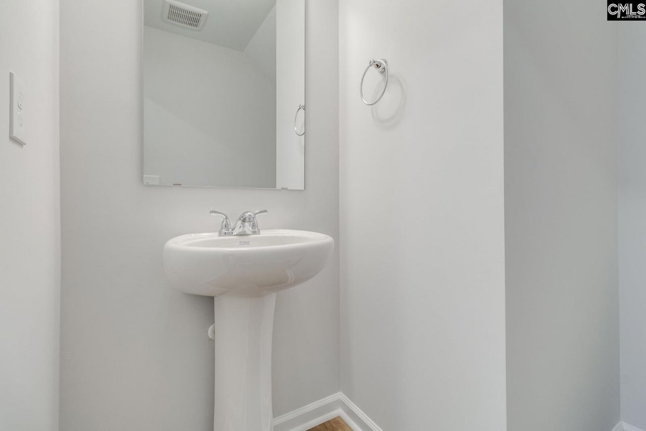 3045 Harborview Drive Photo 13