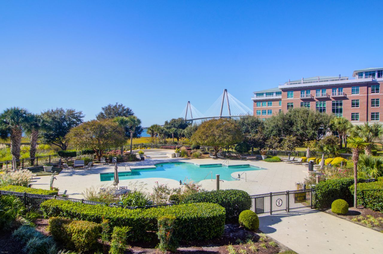 222 S Plaza Court Photo 35