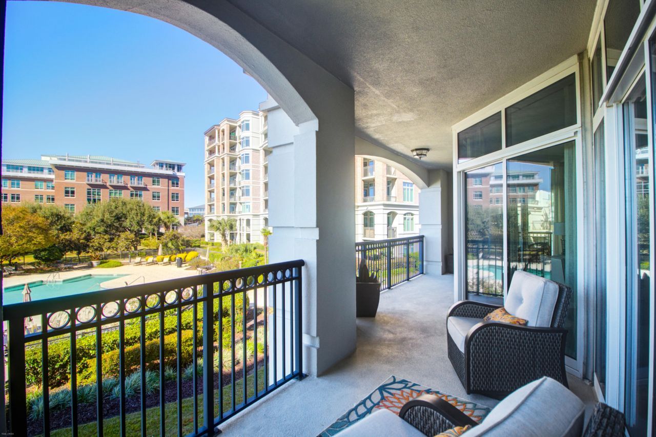 222 S Plaza Court Photo 37