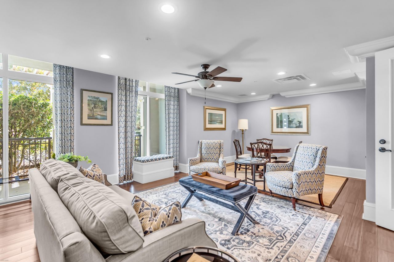 222 S Plaza Court Photo 41