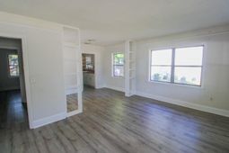 2104 Maybank Highway photo 4