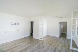 2104 Maybank Highway photo 4