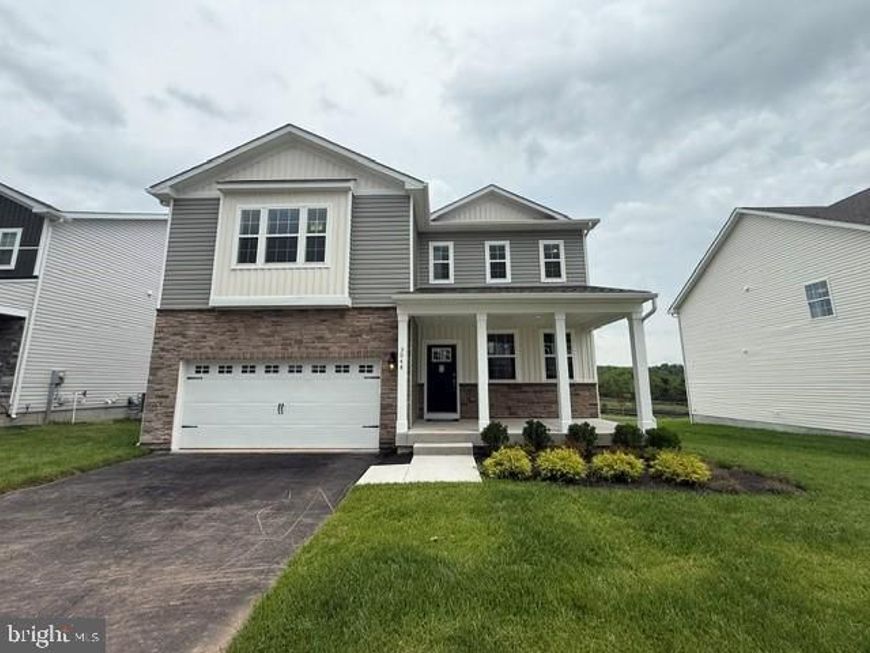 3048 Martha Way, Pennsburg, PA 18073 Main Photo