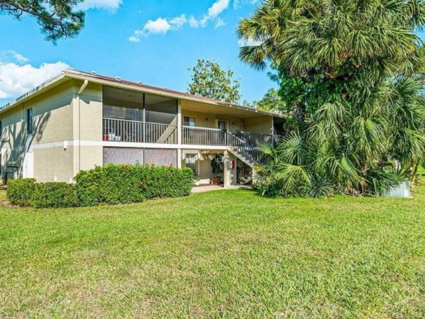 6512 Chasewood Drive, Unit H, Jupiter, FL 33458