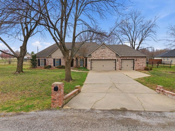 8228 N 175th Avenue E, Owasso, OK 74055