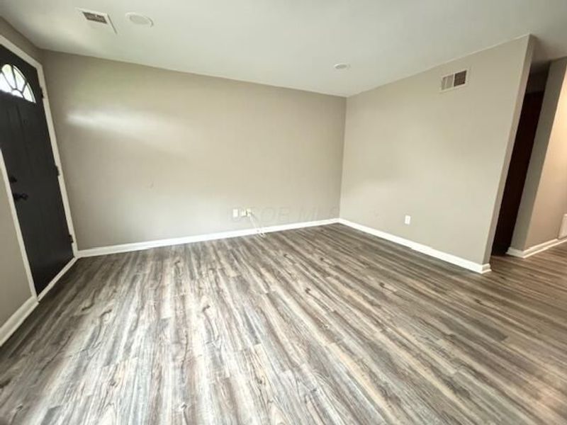 Columbus, OH 43224 Photo 4