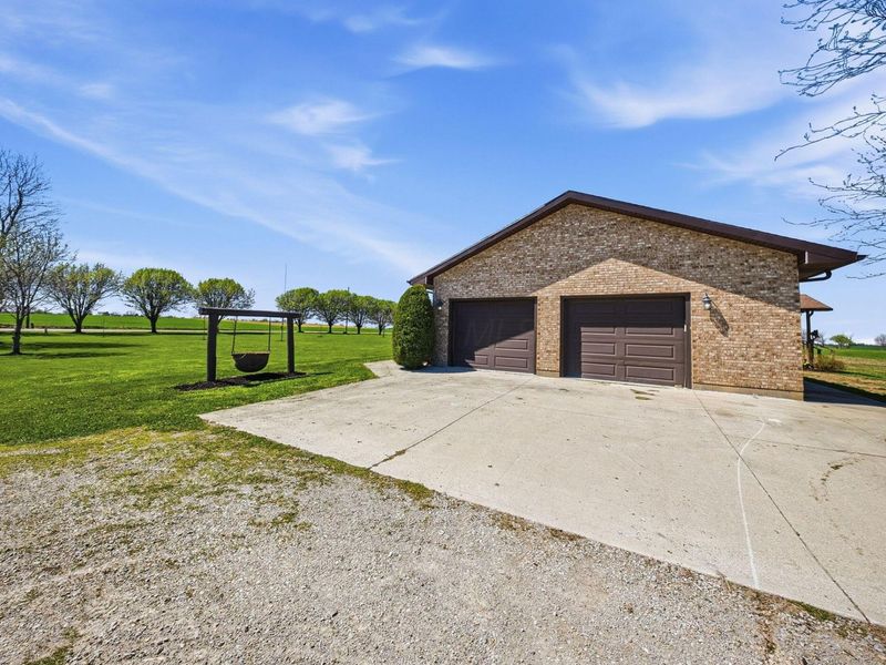 348 Grassy Run Road, Sabina, OH 45169 Photo 11