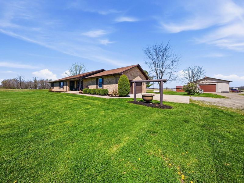 348 Grassy Run Road, Sabina, OH 45169 Photo 2