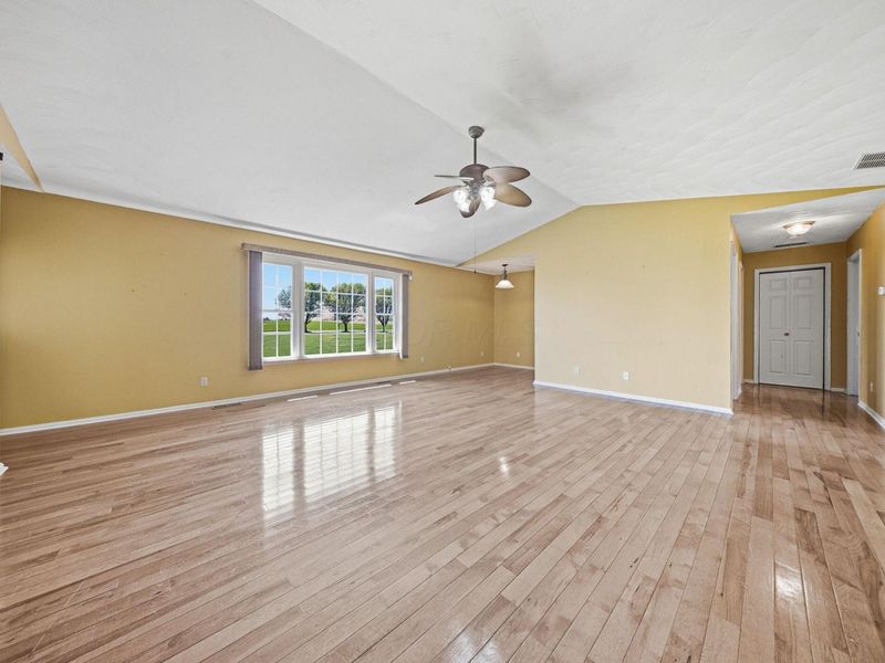 348 Grassy Run Road, Sabina, OH 45169 Photo 37