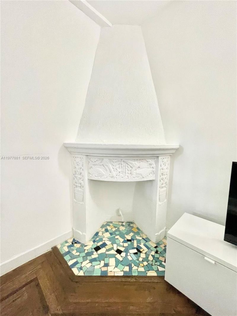 439 15th St , Unit 18, Miami Beach, FL 33139 Photo