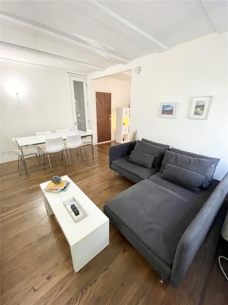 439 15th St , Unit 18, Miami Beach, FL 33139 Photo