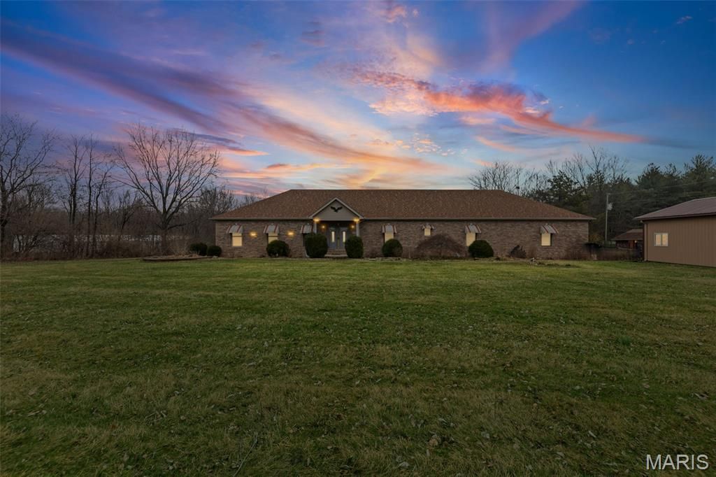 728 Shawnee Road, Pocahontas, IL 62275 Main Photo