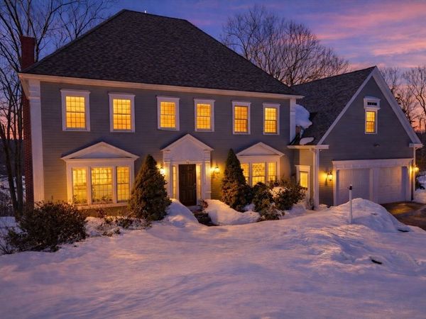 38 Keyes House Rd, Shrewsbury, MA 01545