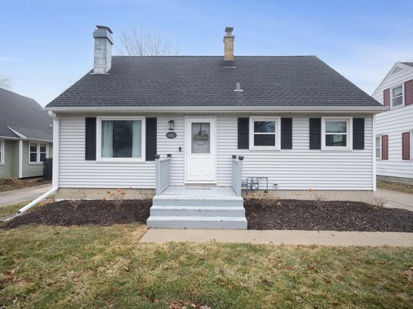 172 N 92nd STREET, Milwaukee, WI 53226