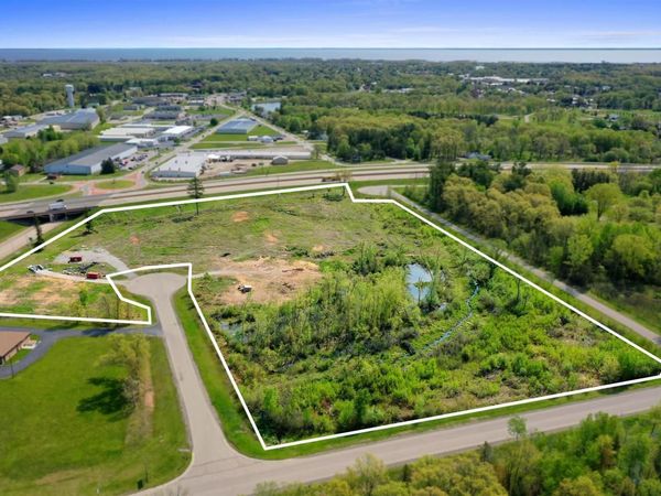 341 BADGER COURT, Oconto, WI 54153