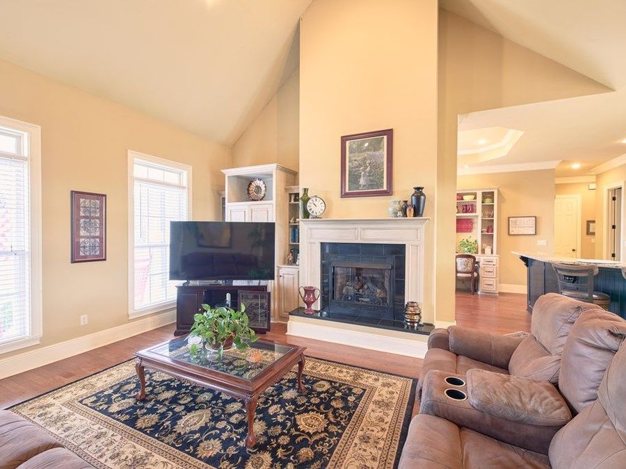 Property Image 32