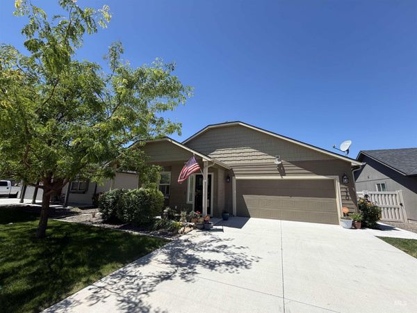 310 S Voyage Ave, Caldwell, ID 83605
