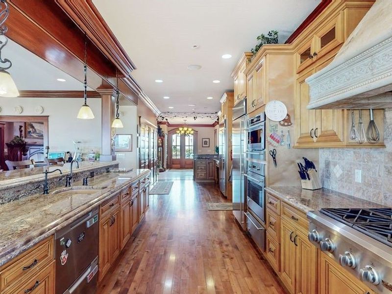 1431 Cedar Point Road, Sandusky, OH 44870 Photo 10